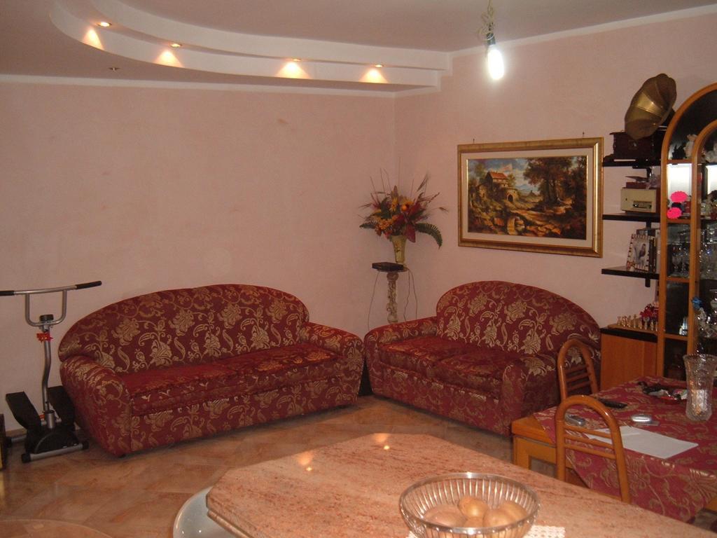 Casa Vacanza Gaudenti Bed and Breakfast Roma Esterno foto